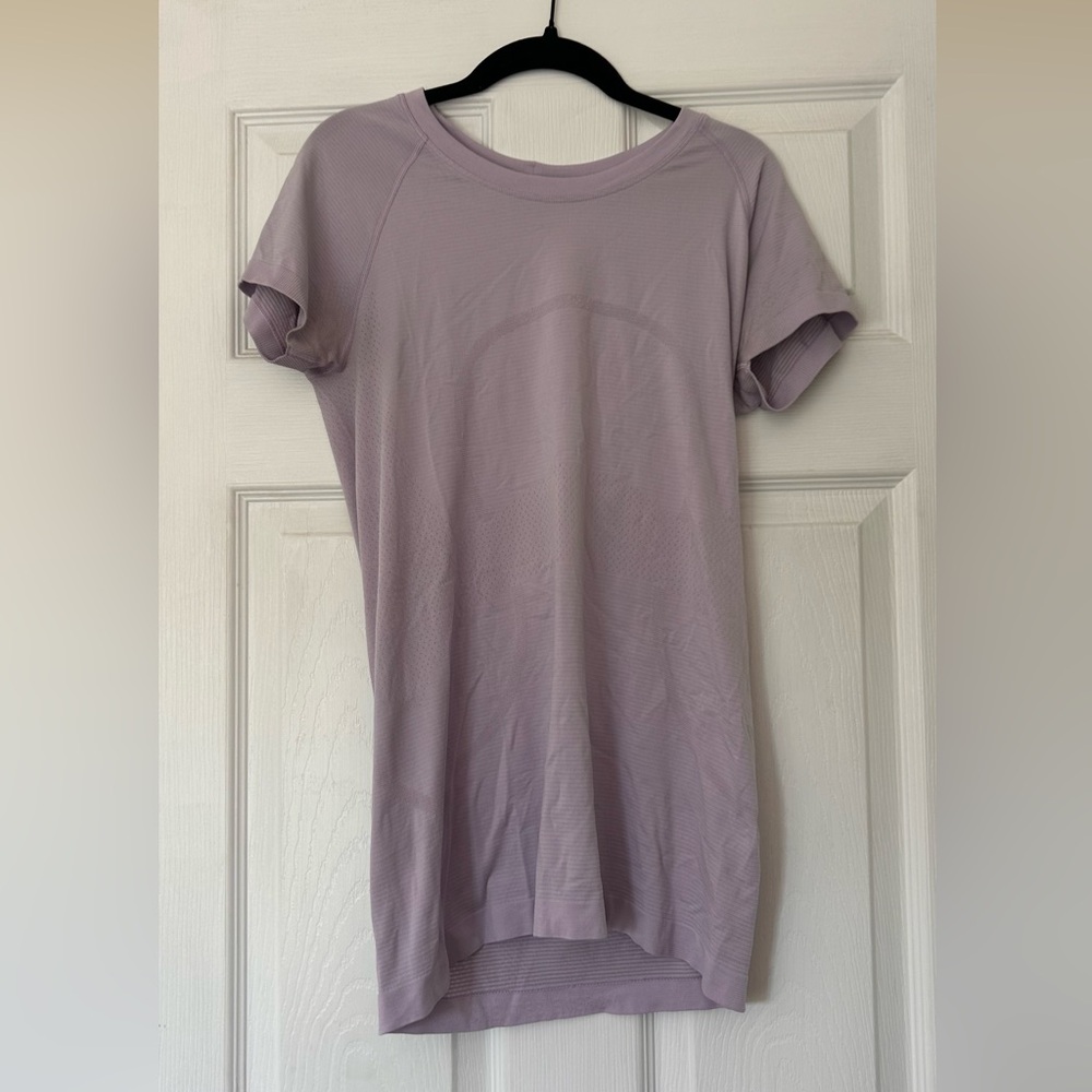 lululemon athletica Light Purple Short Sleeve Tee